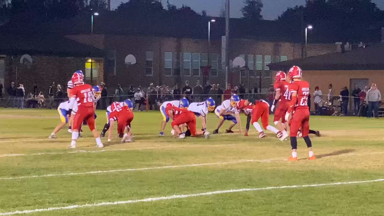 2024 Colfax High School football; QB off tackle running play vs Davenport.